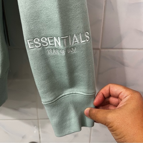 NWT Essentials Fear Of God Blue Hoodie & Dark Oatmeal Shorts Set Streetwear M - Picture 3 of 15